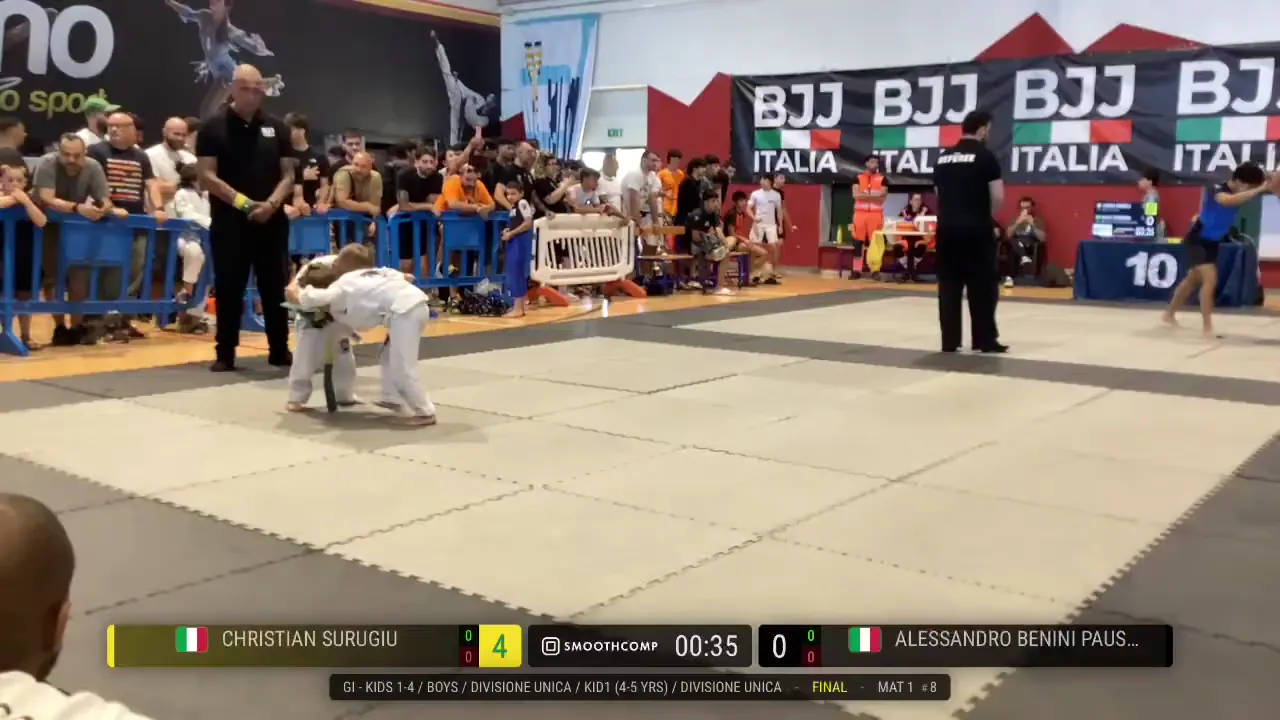 Frame at 00:34:39