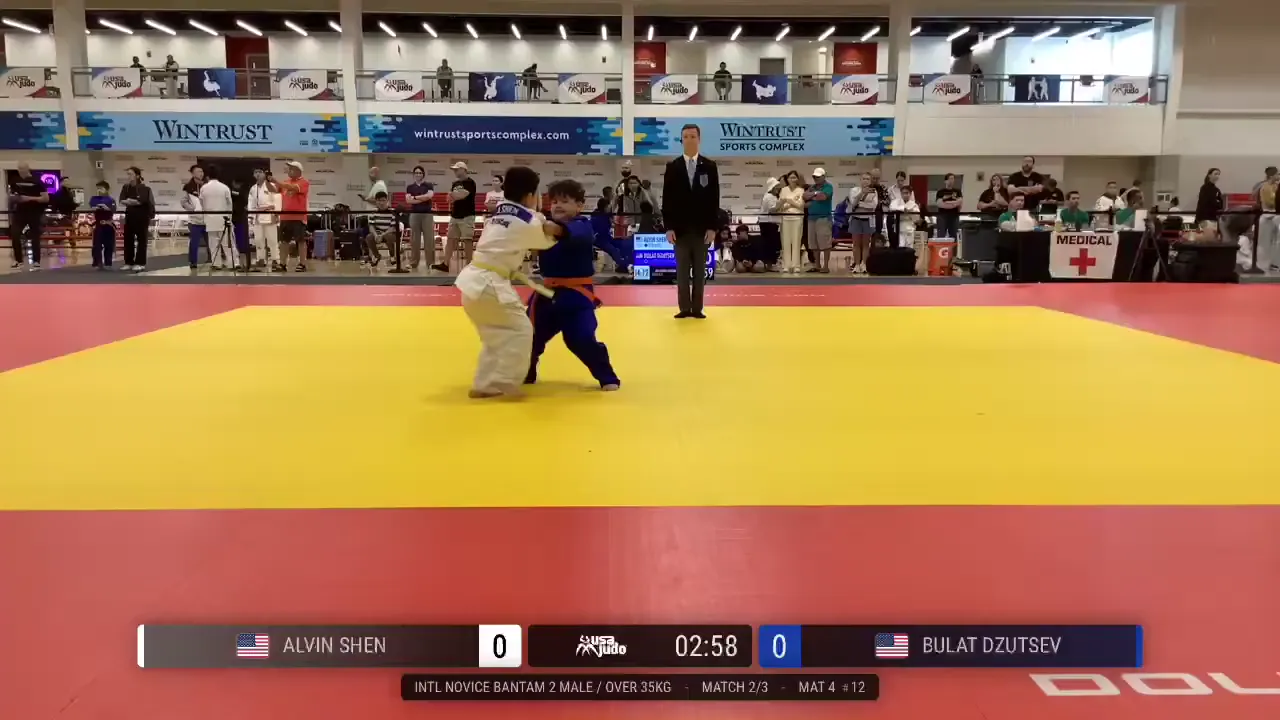 Frame at 00:32:29