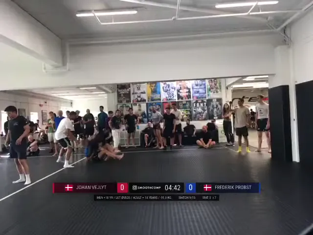Frame at 00:19:37