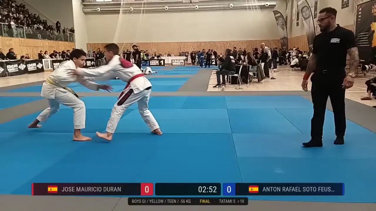 Frame at 00:32:27