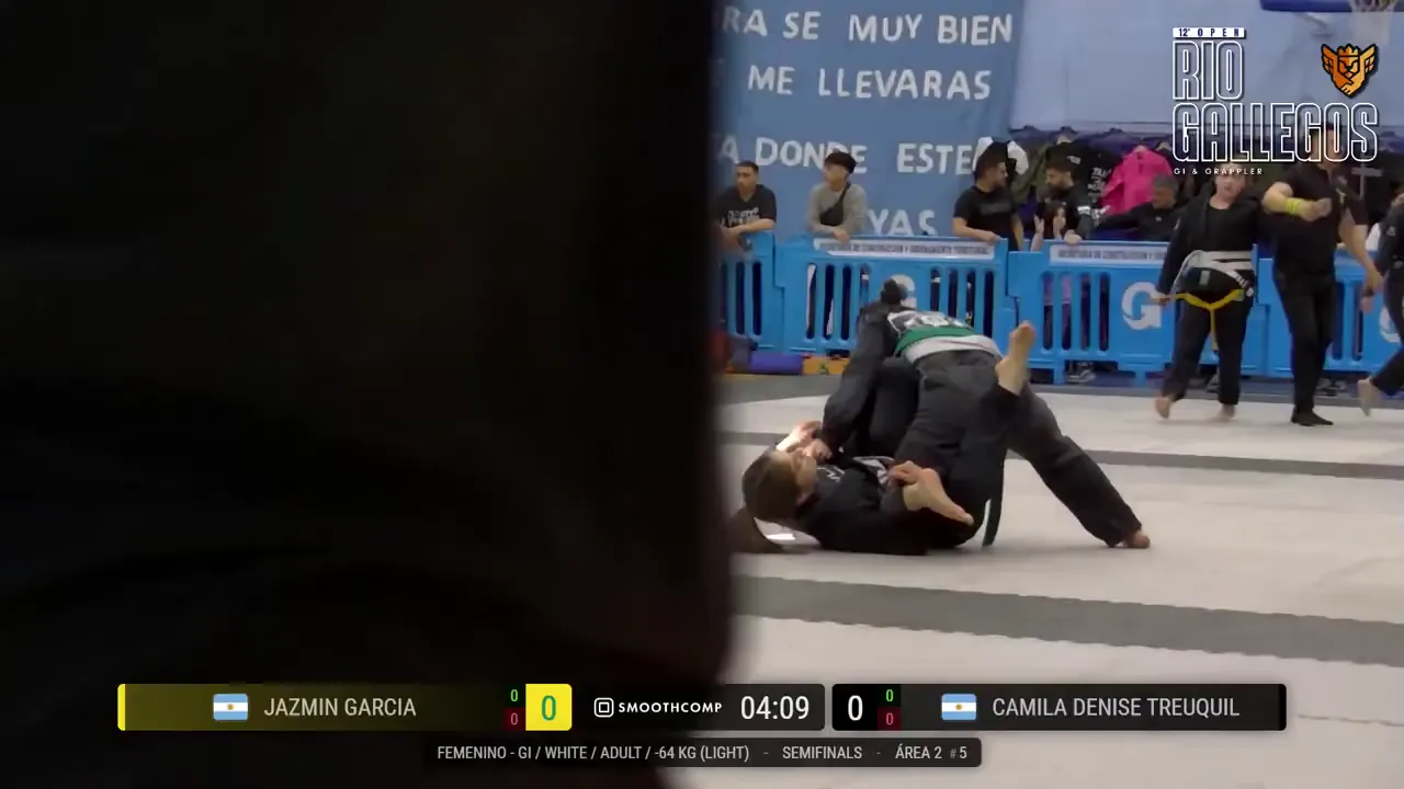 Frame at 00:24:44