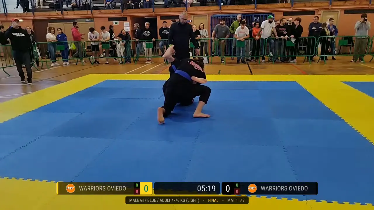 Frame at 00:25:04