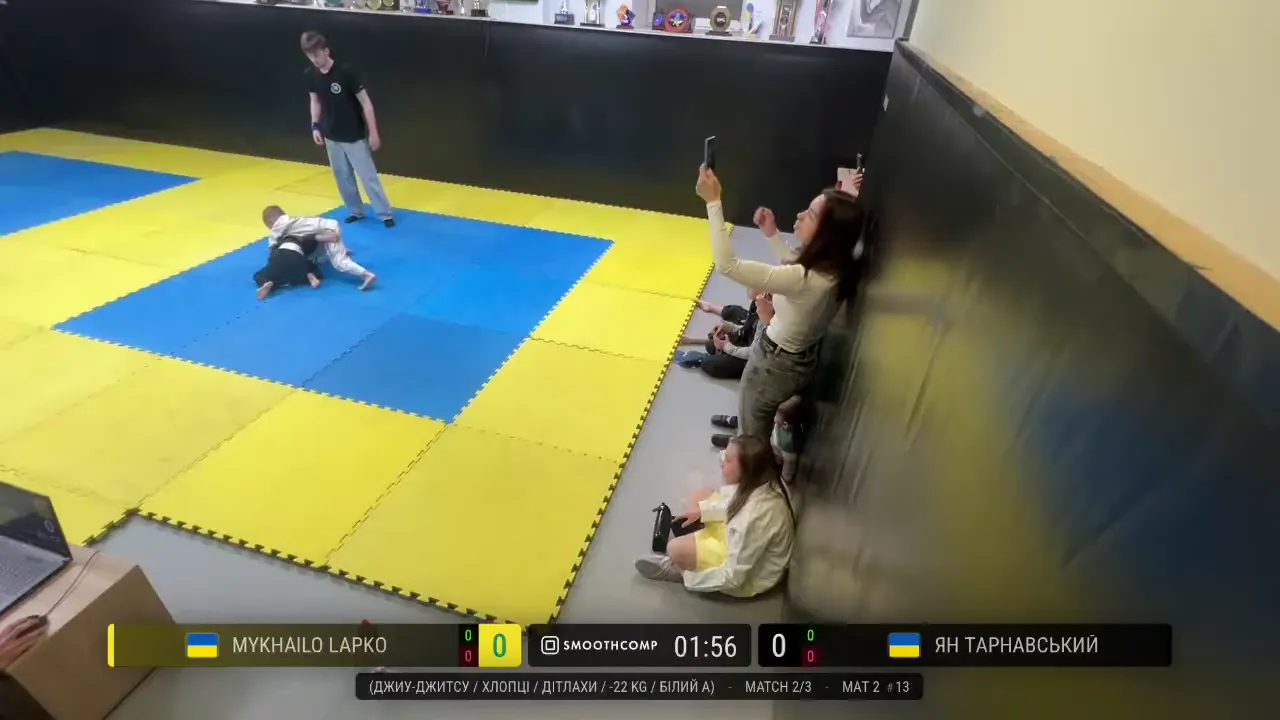 Frame at 00:23:35