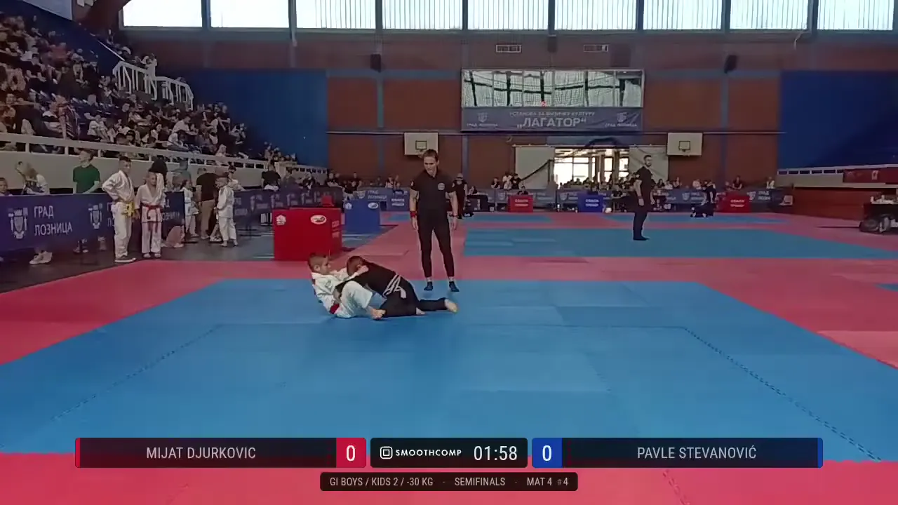 Frame at 00:35:59