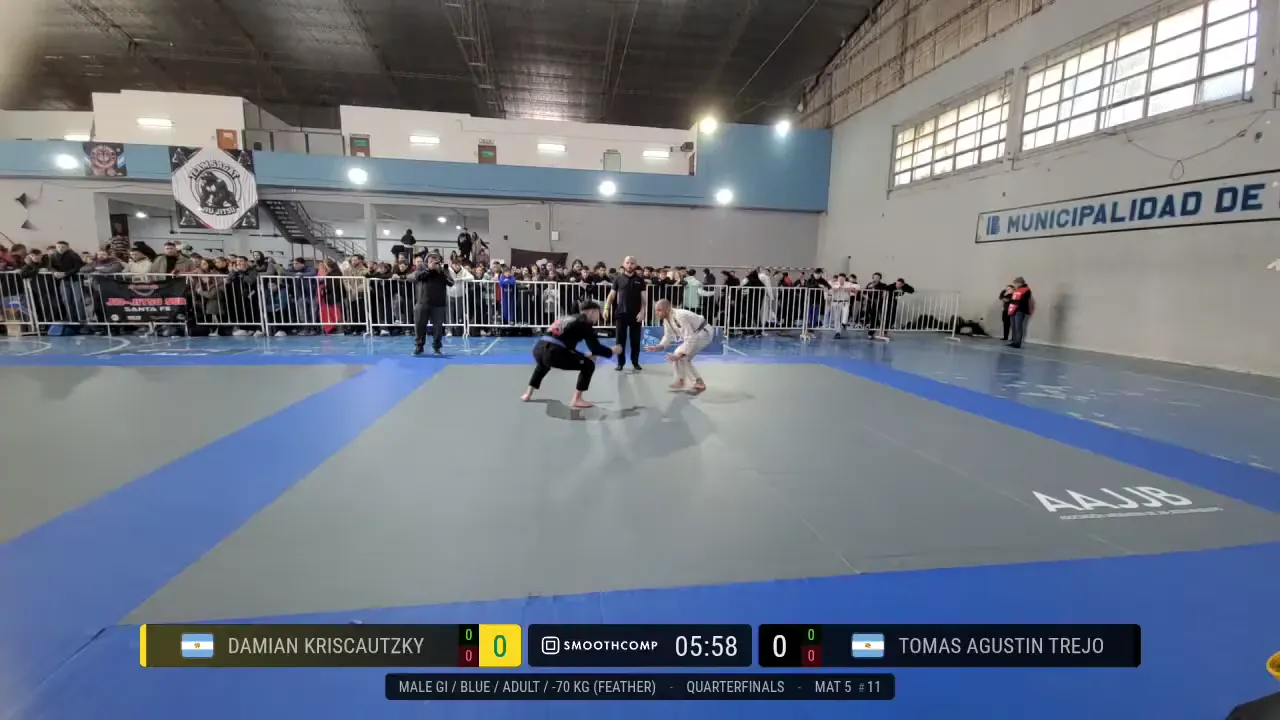 Frame at 01:33:43