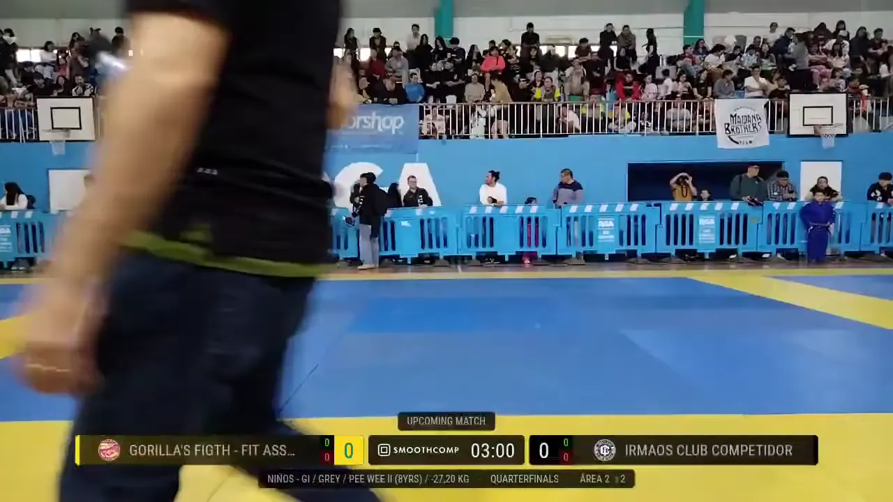 Frame at 00:32:12