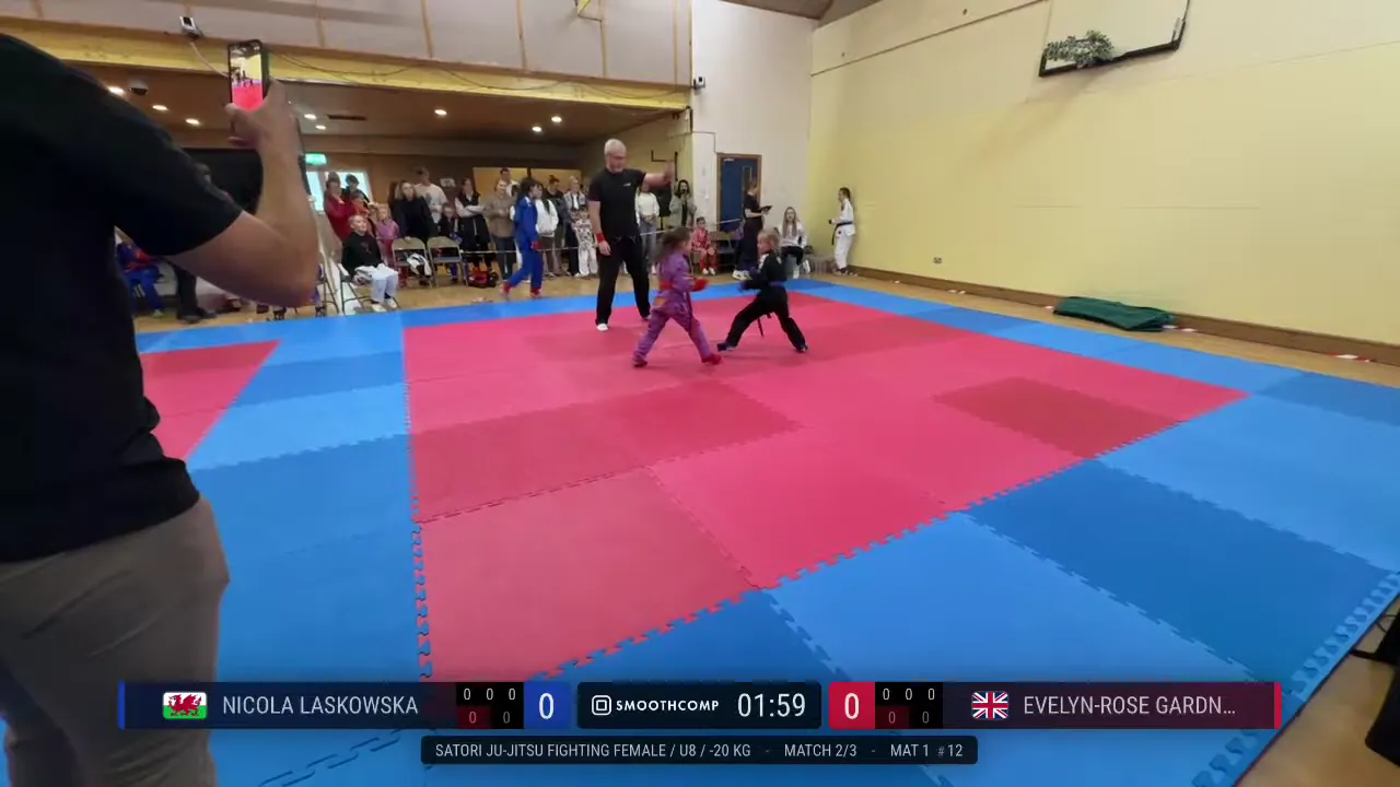 Frame at 00:35:20