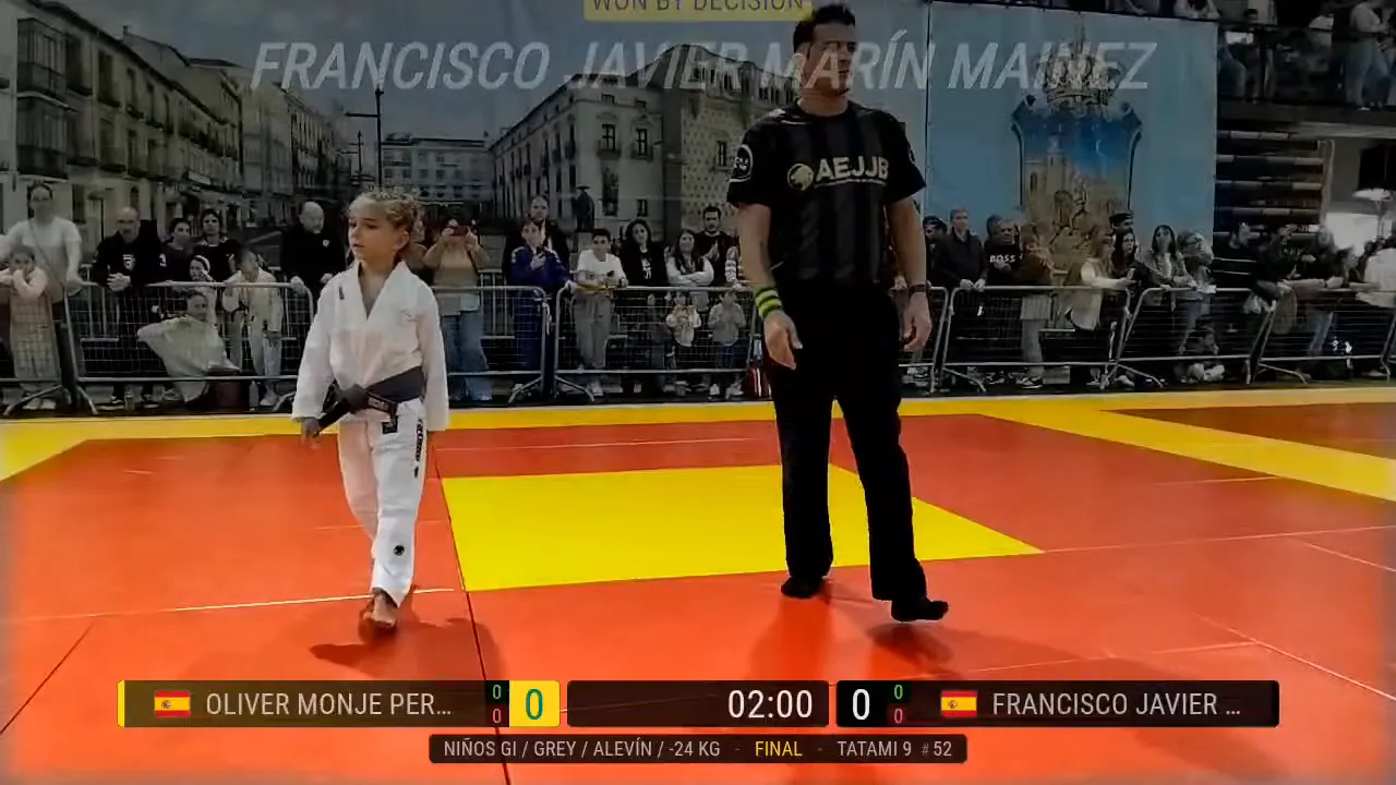 Frame at 01:32:36