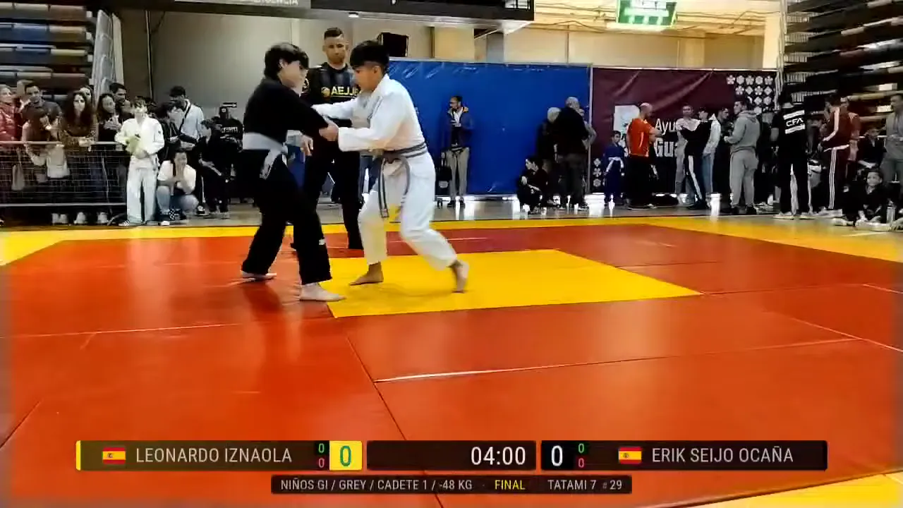 Frame at 00:32:28