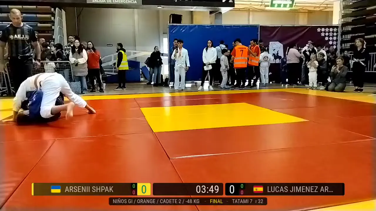 Frame at 00:52:23