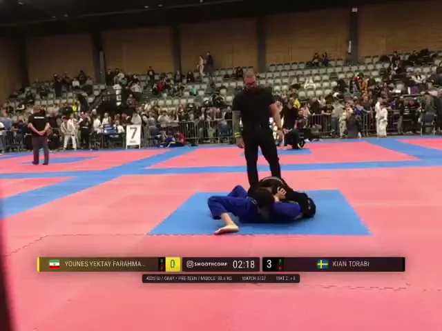 Frame at 00:35:17
