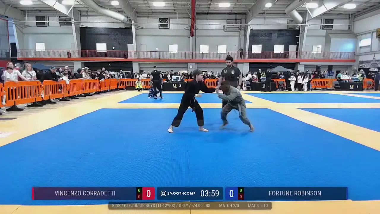 Frame at 00:44:33