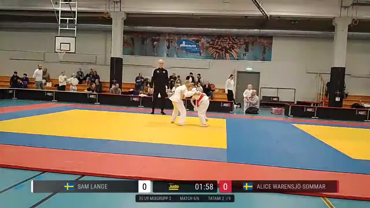 Frame at 00:25:33
