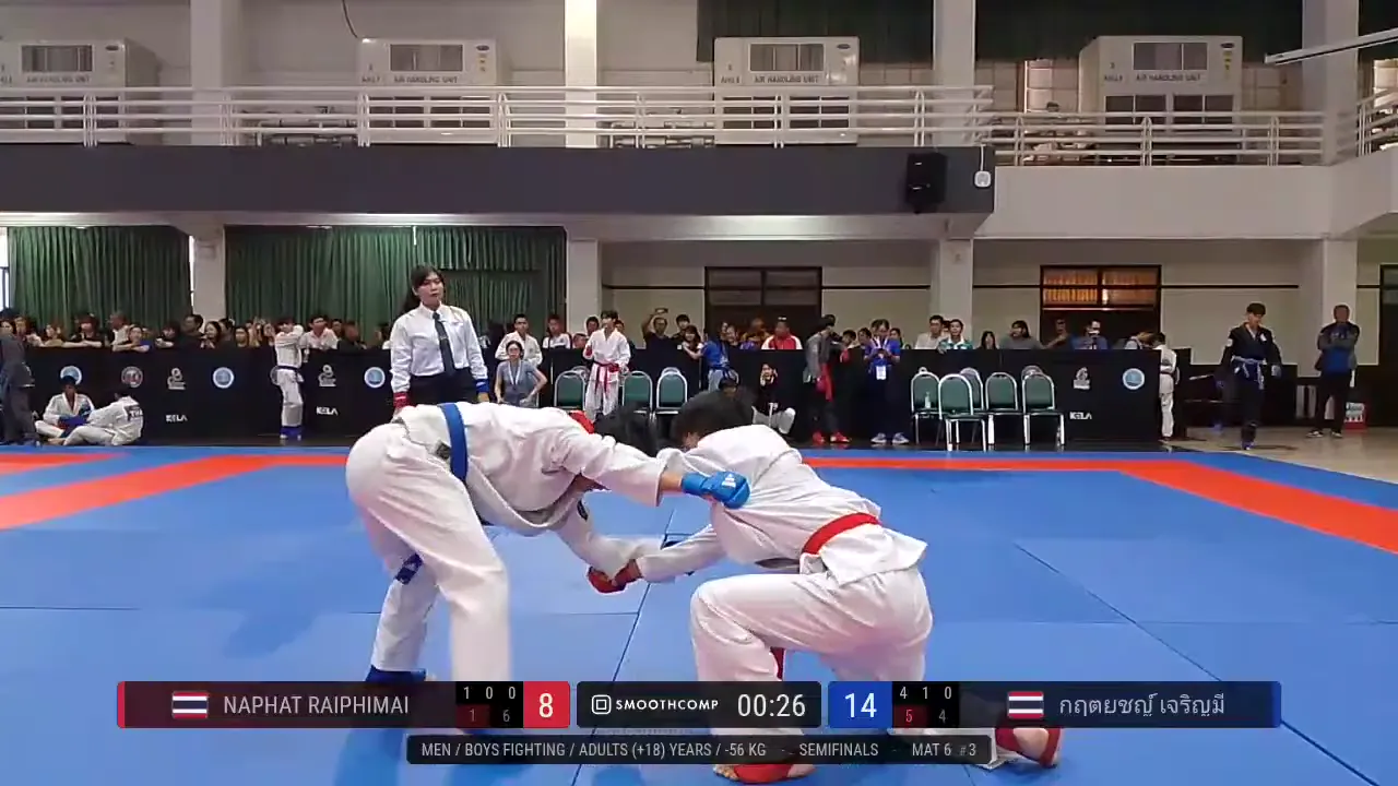 Frame at 00:32:13