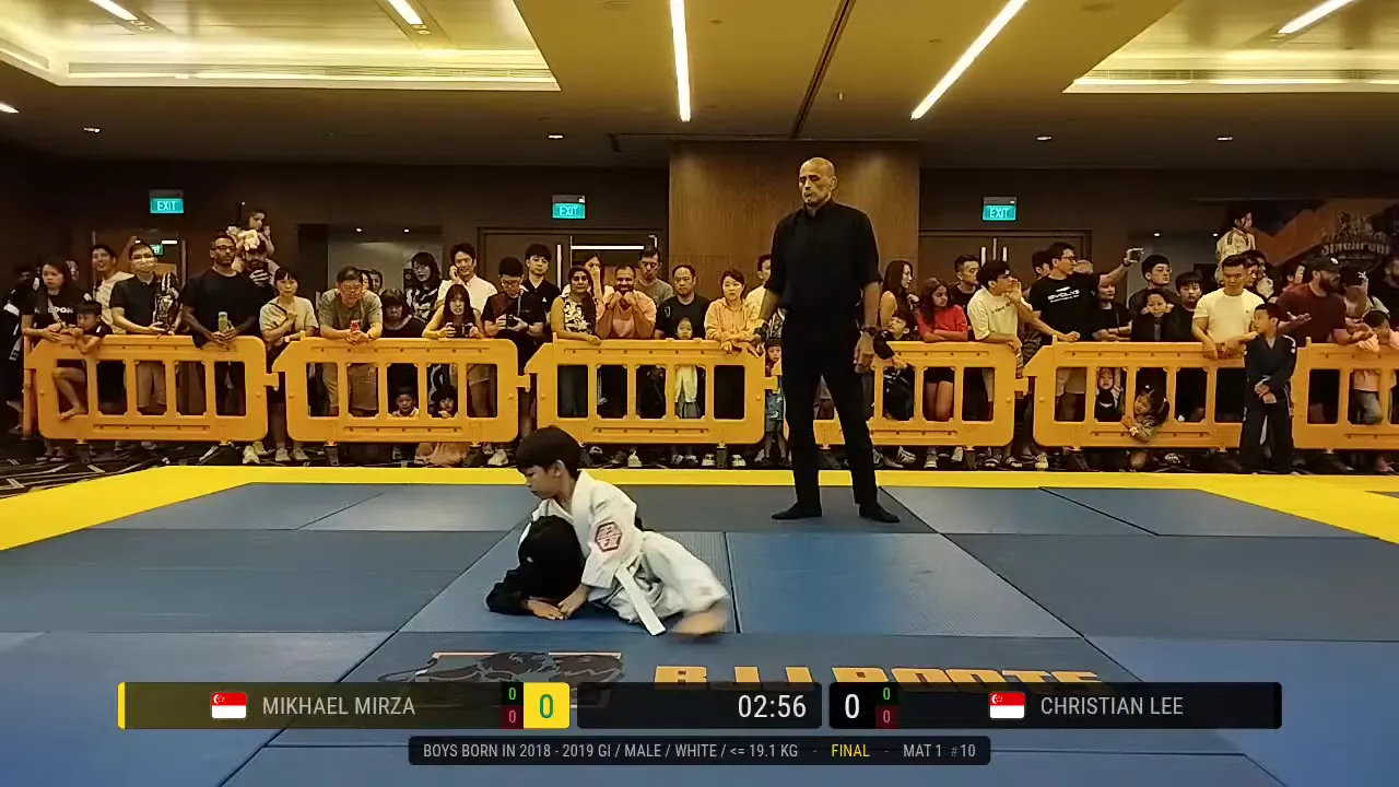 Frame at 00:43:18