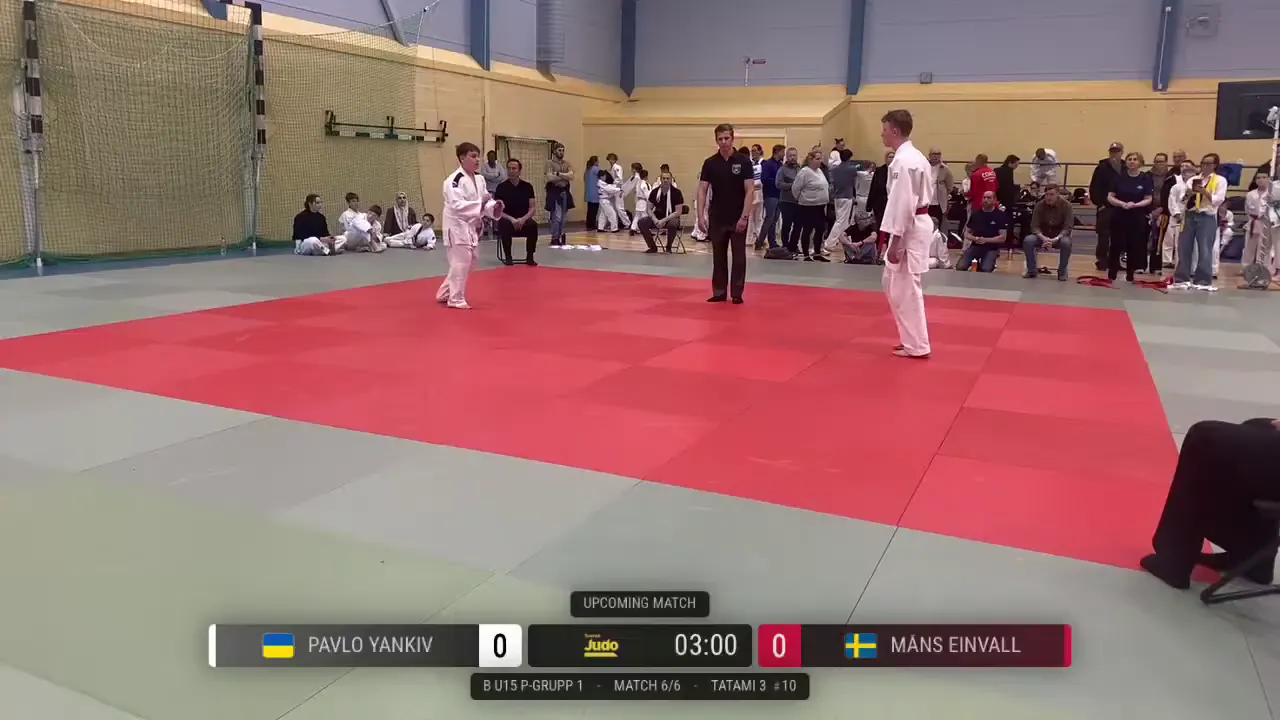 Frame at 00:32:49
