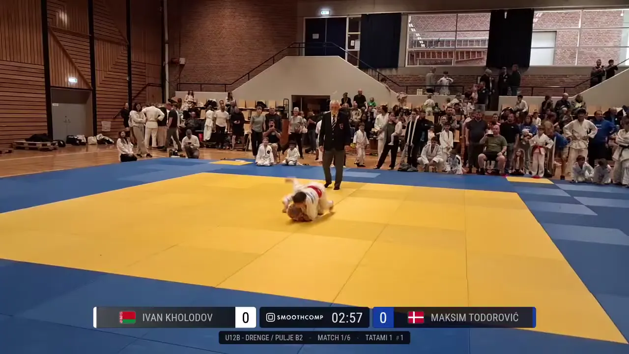 Frame at 00:16:11