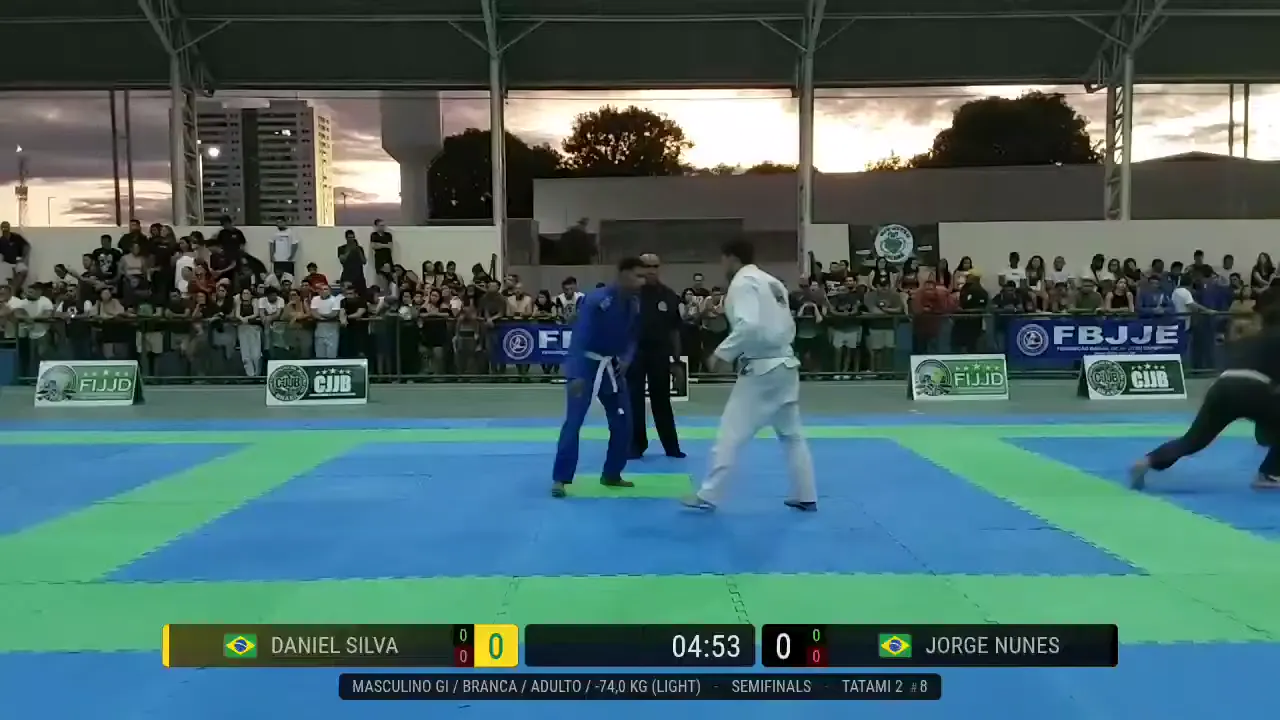 Frame at 01:33:30